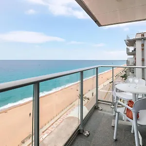 Pierre & Playa Blanes